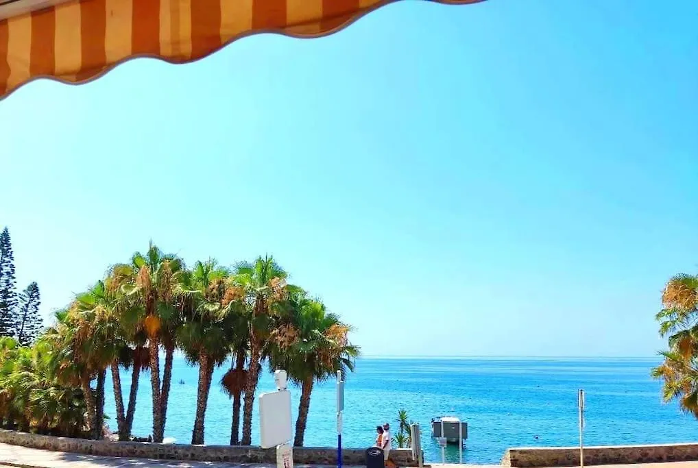 Front Line, 2 Bed Apartment With Amazing Seaviews. Almunecar Spain