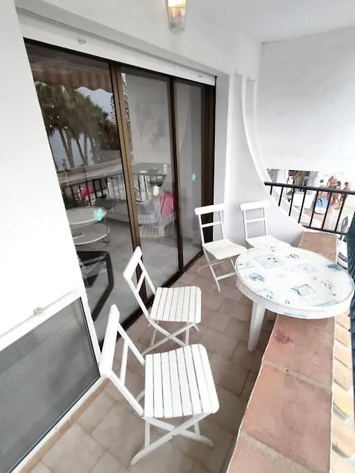 Front Line, 2 Bed Apartment With Amazing Seaviews. Almunecar Spain