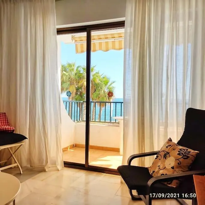 Front Line, 2 Bed Apartment With Amazing Seaviews. Almunecar