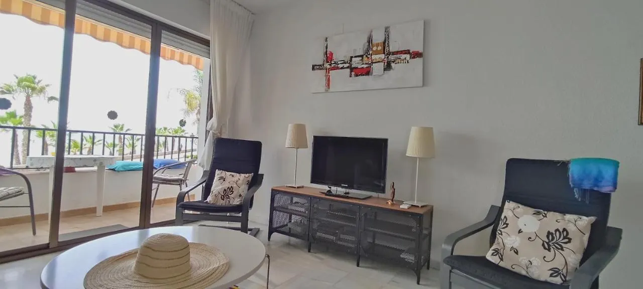 Front Line, 2 Bed Apartment With Amazing Seaviews. Almunecar